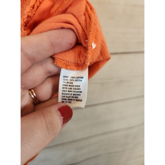 Crown & Ivy Women's Orange Crochet Short Sleeve Round Neck Blouse‎ Petite Medium - Picture 4 of 6